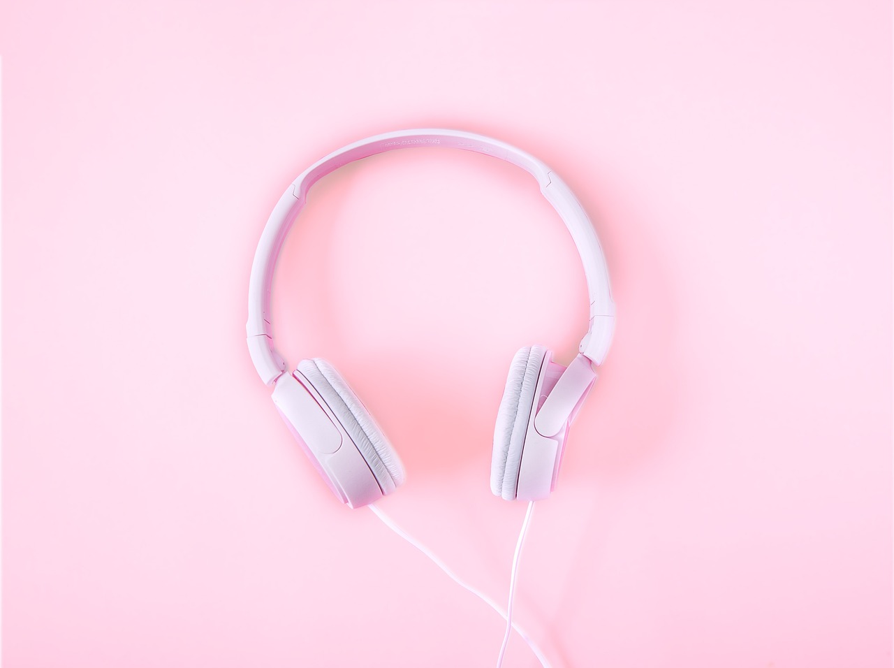 How to Use Music and Ambient Sounds for Motivation